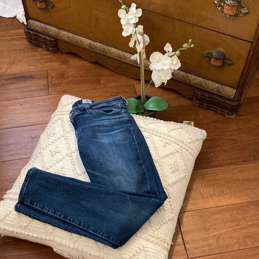 AG Adriano Goldshmeid medium wash jeans, The Legging Skinny Ankle, size 31R